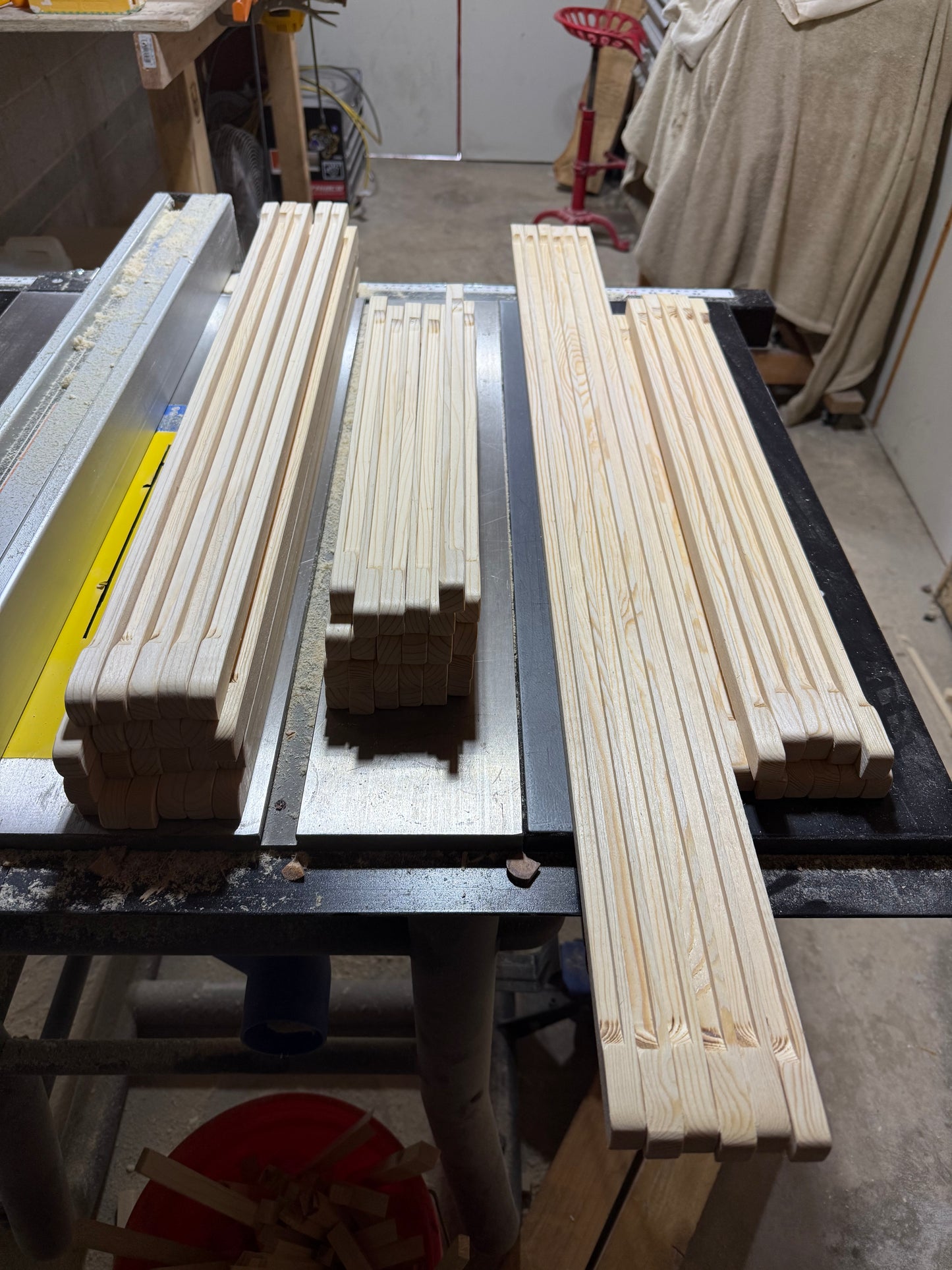 New! Challenge coin / Hero Coin shelf  Part-Chlngshlf.